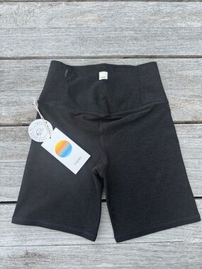 VUORI Clean Elevation Shorty 6" BLACK HEATHER WOMENS SHORTS SIZE XS NWT